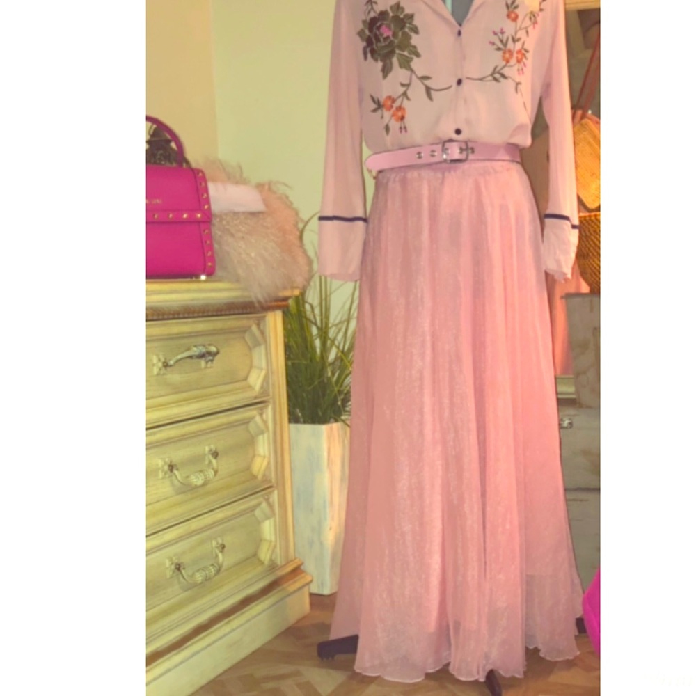 Sheer chiffon twirling skirt